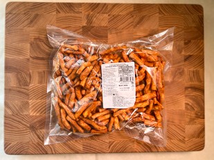 Сыр к пиву: Сыр копченый на ольхе с перцем 