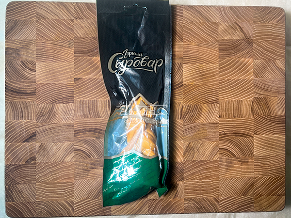 Сыр 100 гр ГОРНЫЙ СЫРОВАР (Косичка копчёная) в Нефтеюганске