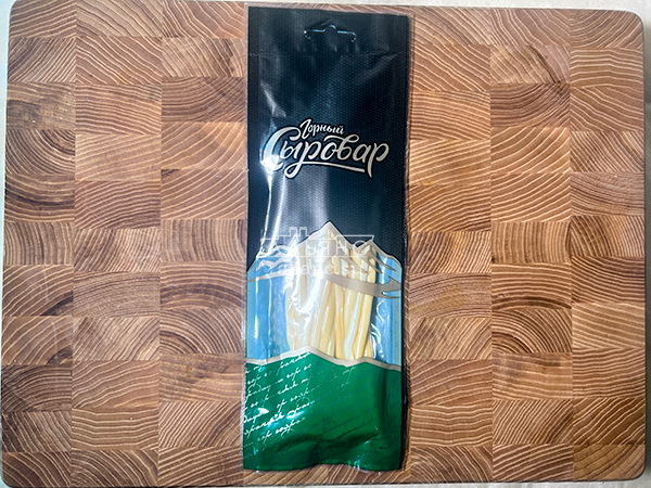 Сыр 60 гр ГОРНЫЙ СЫРОВАР (Нити копчёные) в Нефтеюганске