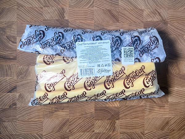 Сыр 1 кг ГОРНЫЙ СЫРОВАР (Балыковый копчёный) в Нефтеюганске